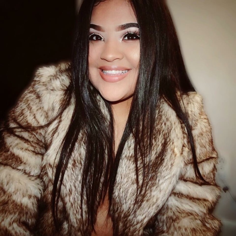 Meet your Posher, Kendra